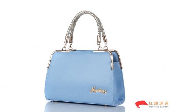 加拿大代購的普拉達(Prada)如何直郵？